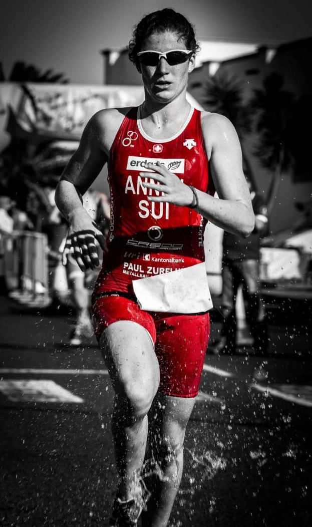 Triathletin Kaidi Kivioja stellt estnischen Rekord im ersten Full-Ironman-Wettkampf auf