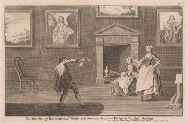 Zwei Personen spielen Tischtennis in einem Raum mit Kamin, Stühlen und gerahmten Fotos an der Wand, mit der Bildunterschrift "Die Abweichung von Battledore und Shuttlecock von einem Originaldesign in Vauxhall Gardens" unten.