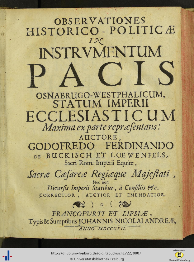 Ein altes Buch mit dem Titel "Beobachtungen Historico-Politica in Instrumentum Pacis" geöffnet auf einer Seite mit schwarzer Tinte in einem dekorativen Rahmen.