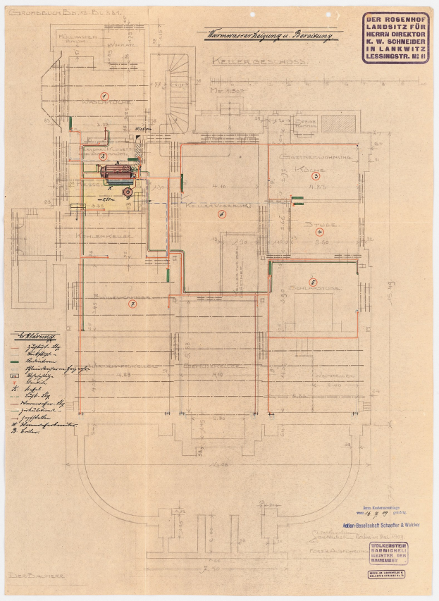 Schwarze-weißer Architekturplan des Rosenhof-Krankenhauses in Hamburg, Deutschland, der detaillierte Grundrisse mit beschrifteten Räumen, Gängen und umfangreiche Verdrahtung zeigt.